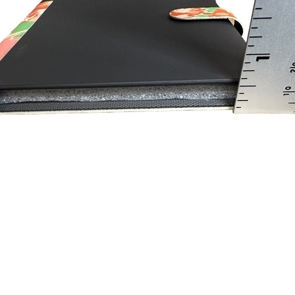 Floral Nook Pink Glowlight Cover - Picture 7 of 10